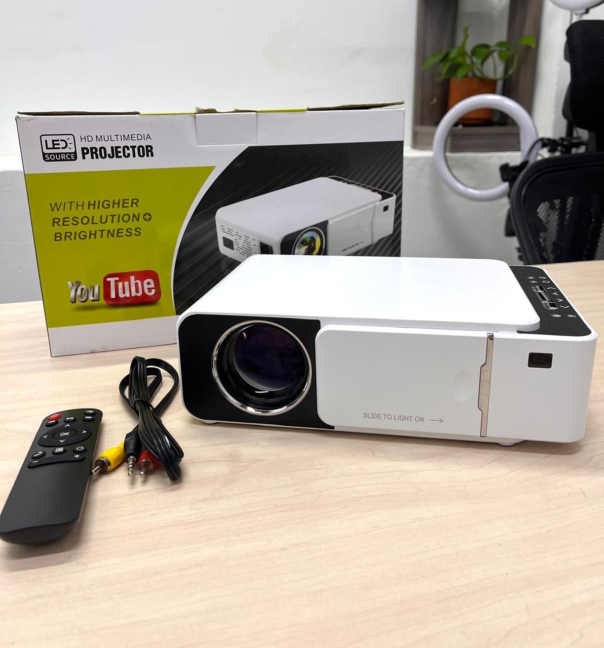 Mini Proyector 04 7500 Lumenes Led